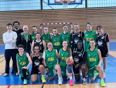 🏀 Bonne humeur et sourires lors du match sénior féminin de dimanche 🏀